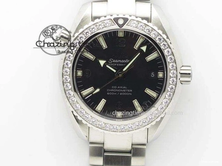 0102 ComfortFit 2016 Planet Ocean 45mm SS JHF Gray Dial On Nylon Strap A 8226